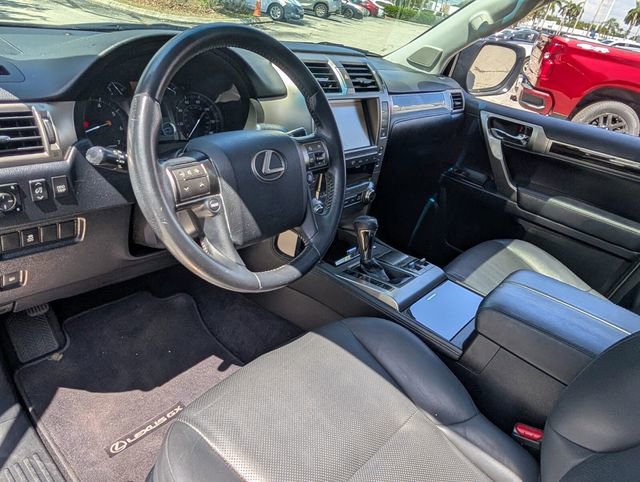 Used 2018 Lexus GX 460 w/ Navigation Package AWD/4WD image 10