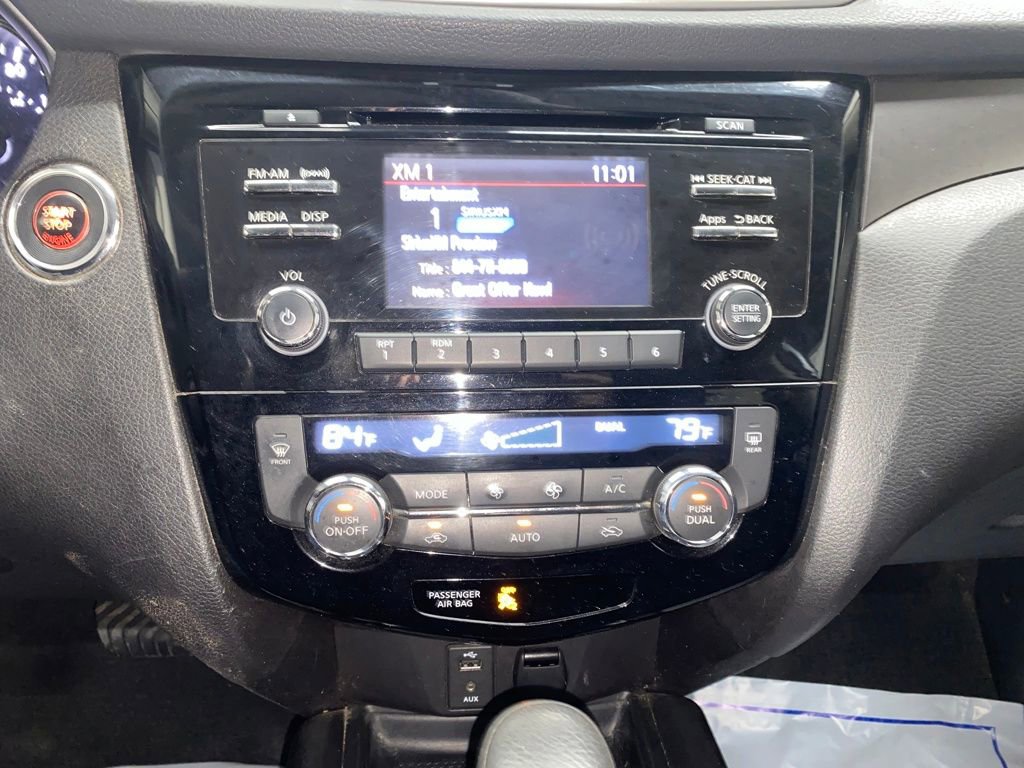 Used 2014 Nissan Rogue SV AWD/4WD image 22
