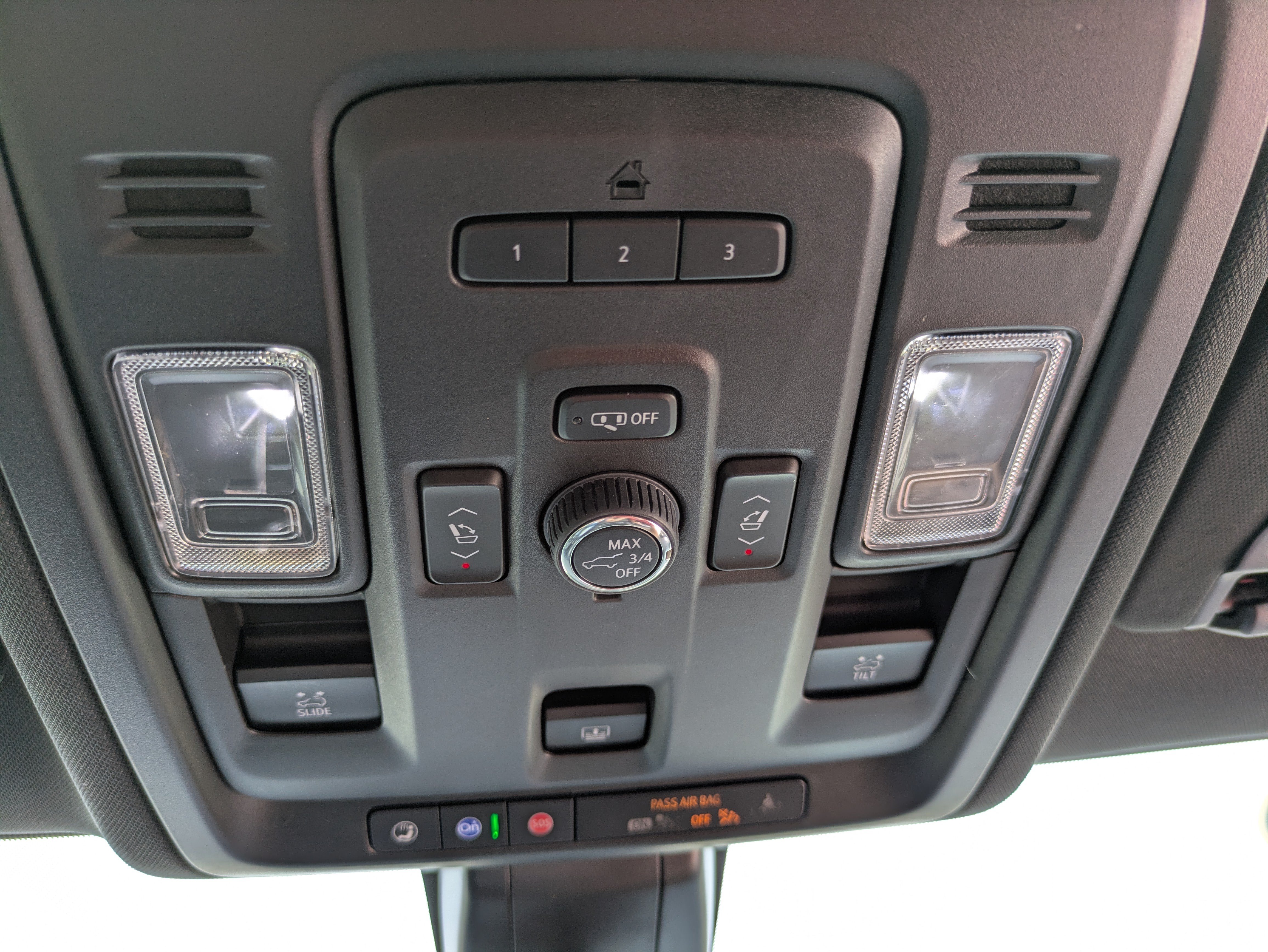 Used 2021 Chevrolet Tahoe RST w/ Luxury Package AWD/4WD image 28