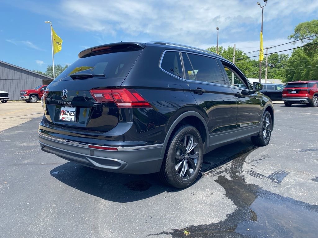 Used 2024 Volkswagen Tiguan SE image 7