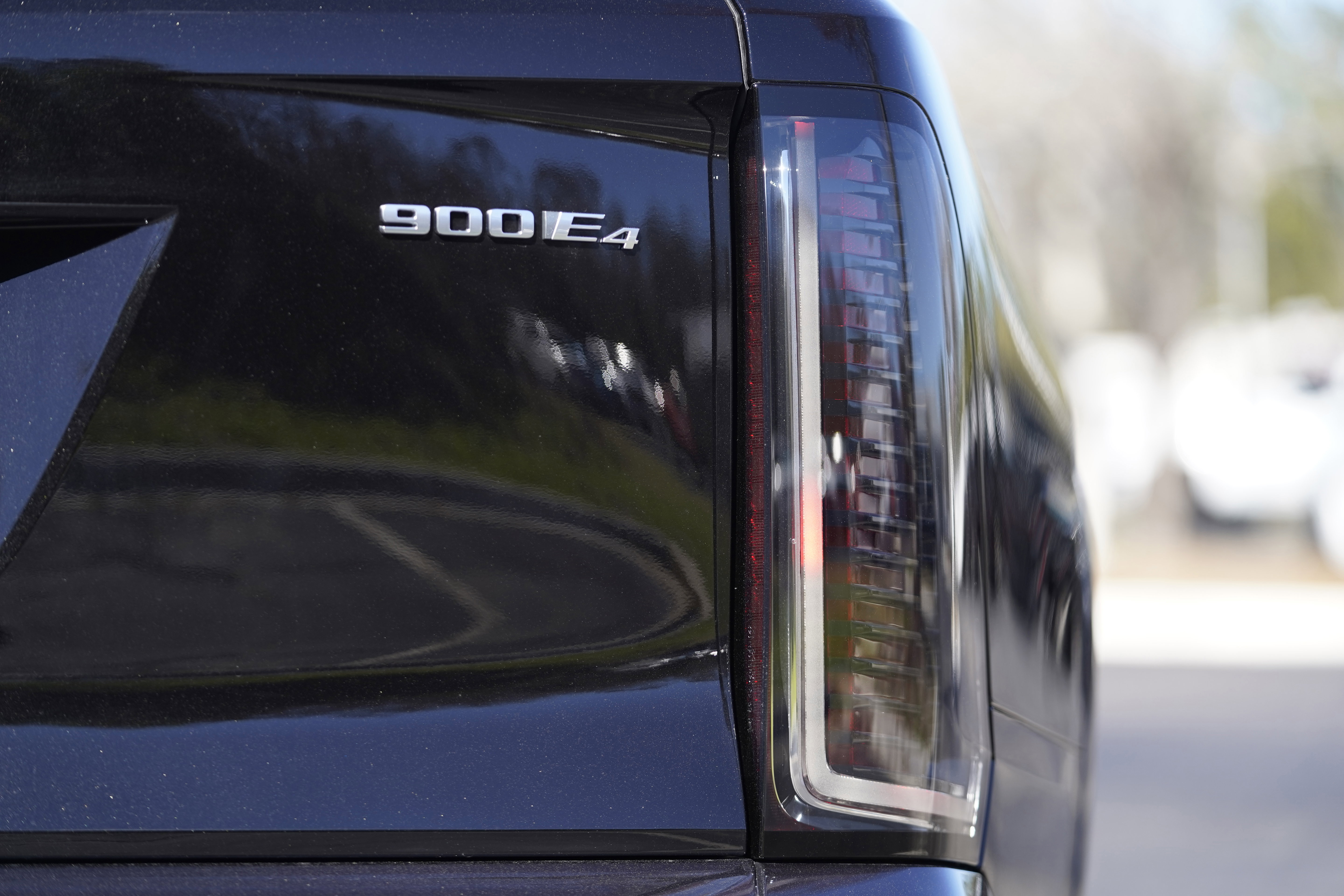 Used 2026 Cadillac Vistiq Sport image 5