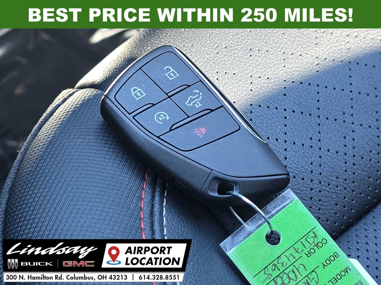 Used 2024 Chevrolet Traverse RS image 35