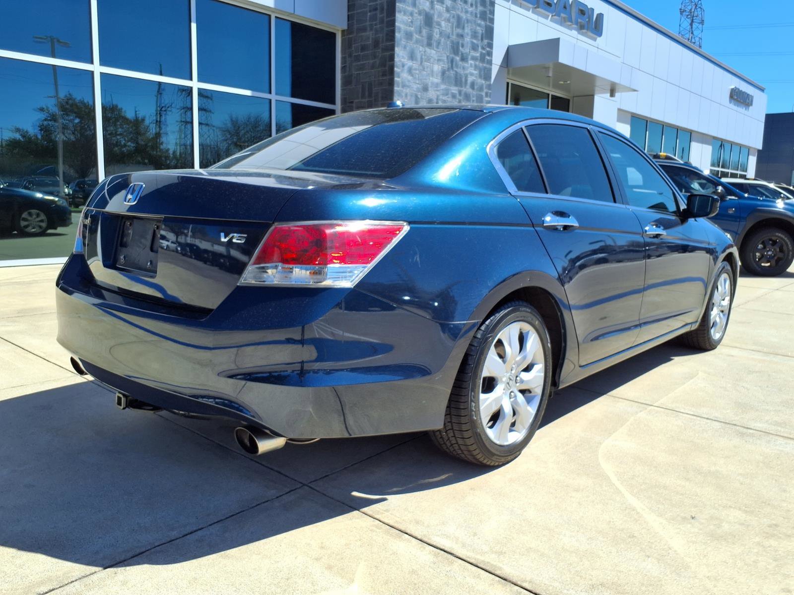 Used 2010 Honda Accord EX-L image 25