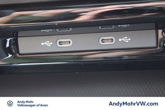 New 2026 Volkswagen GTI SE FWD image 28