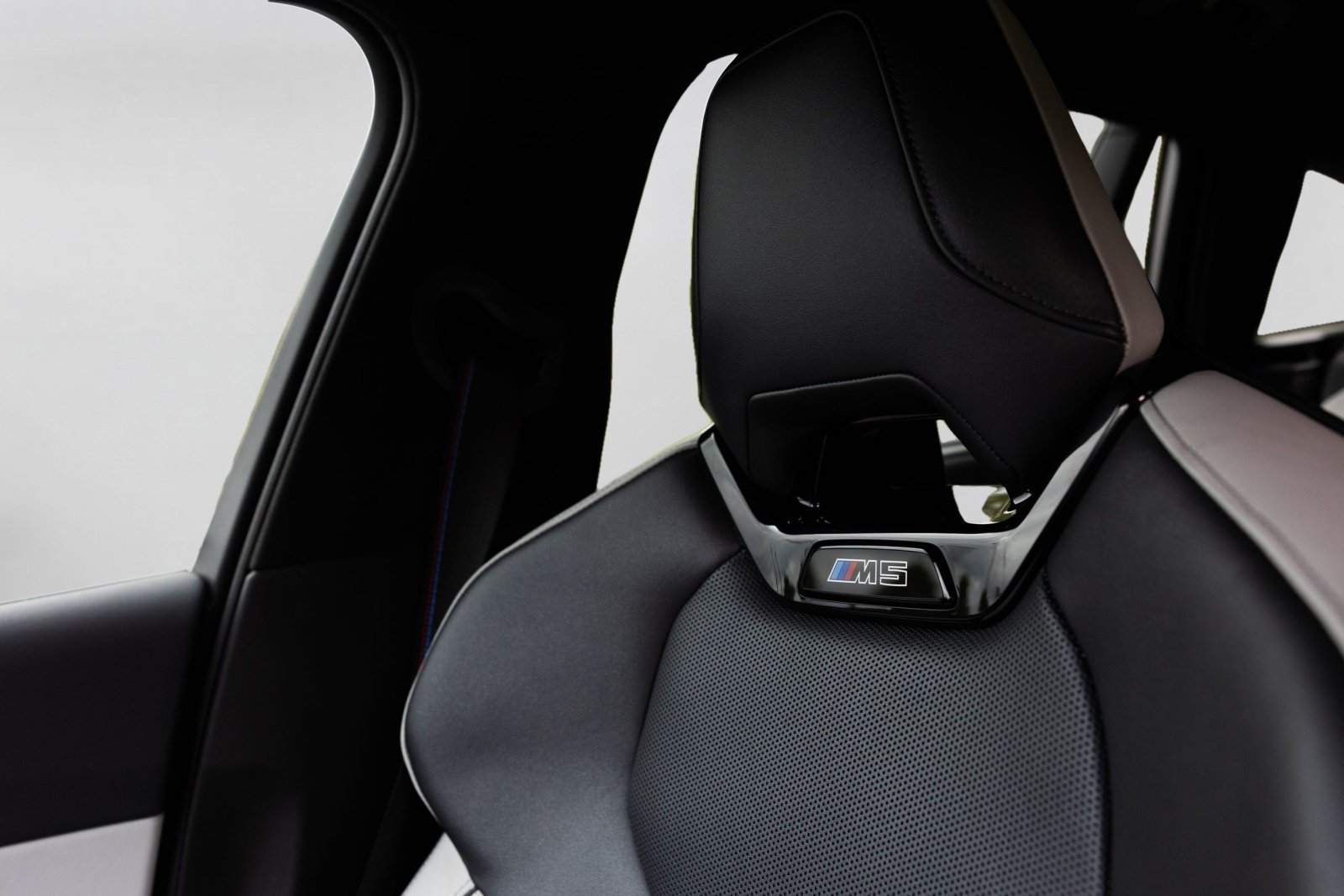 Used 2025 BMW M5 Touring AWD/4WD image 18