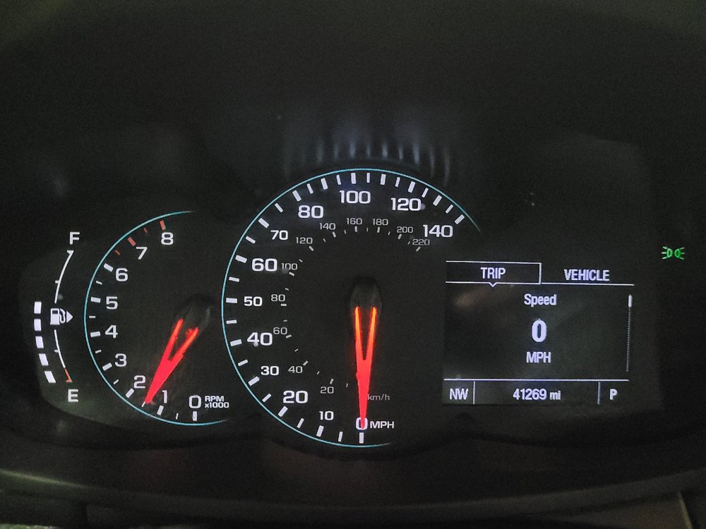 Used 2020 Chevrolet Trax LT w/ LT Convenience Package image 23