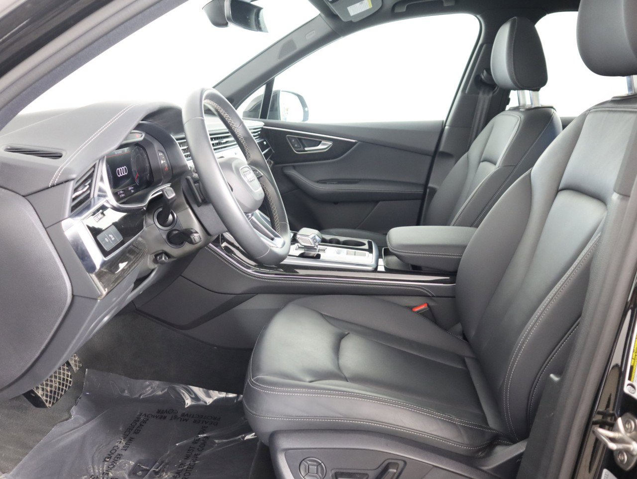 Used 2025 Audi Q7 3.0T Premium Plus image 18