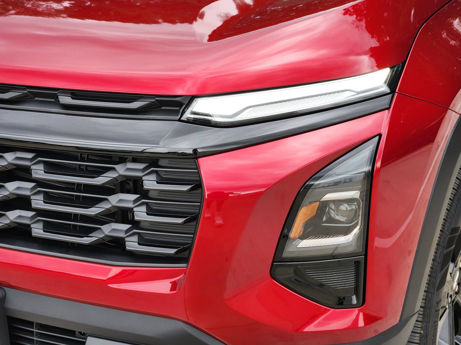 New 2027 Chevrolet Equinox LT w/ Midnight Edition FWD image 9