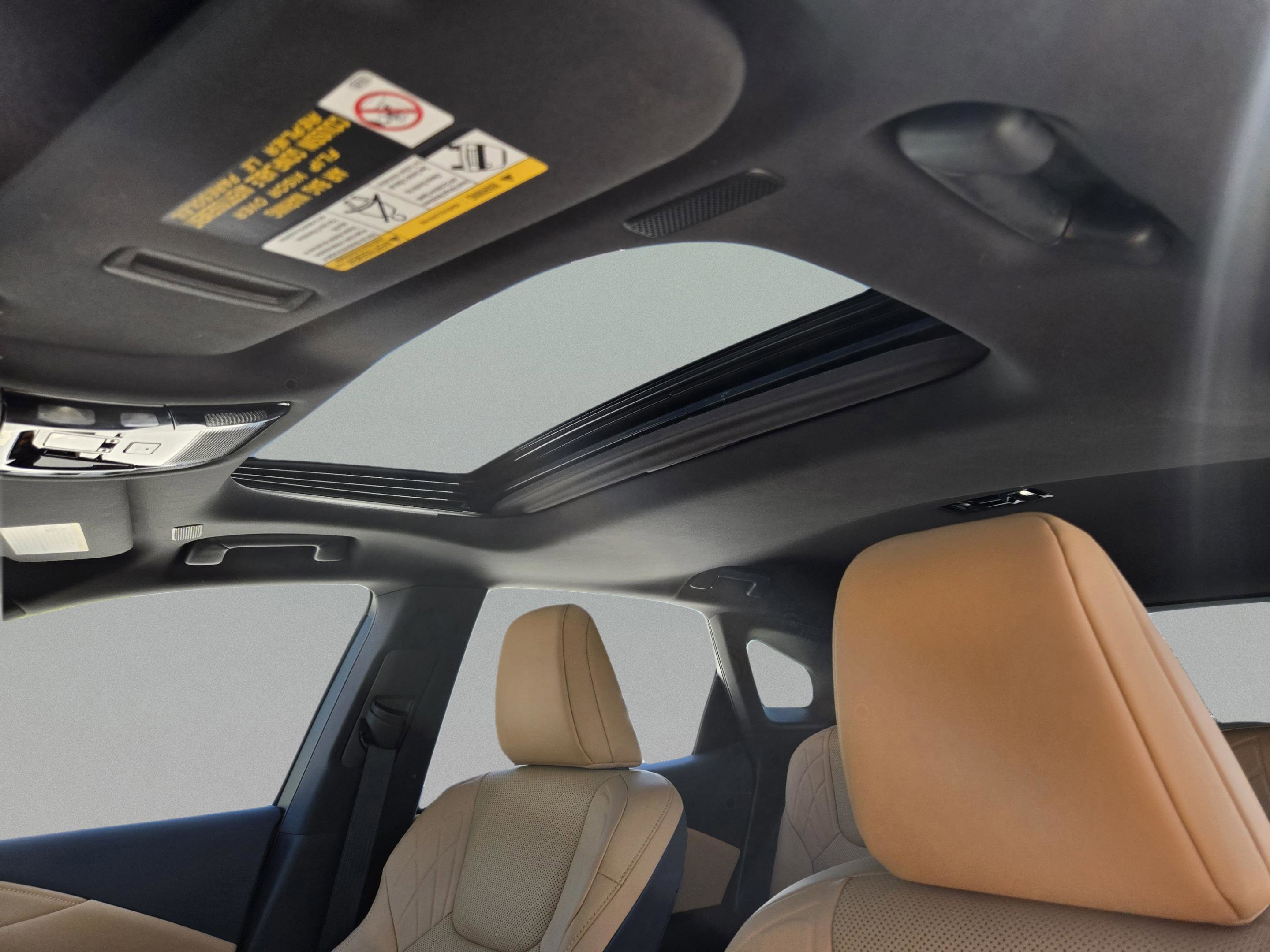 Used 2025 Lexus RX 350 Premium w/ Accessory Package (Z1) FWD image 26