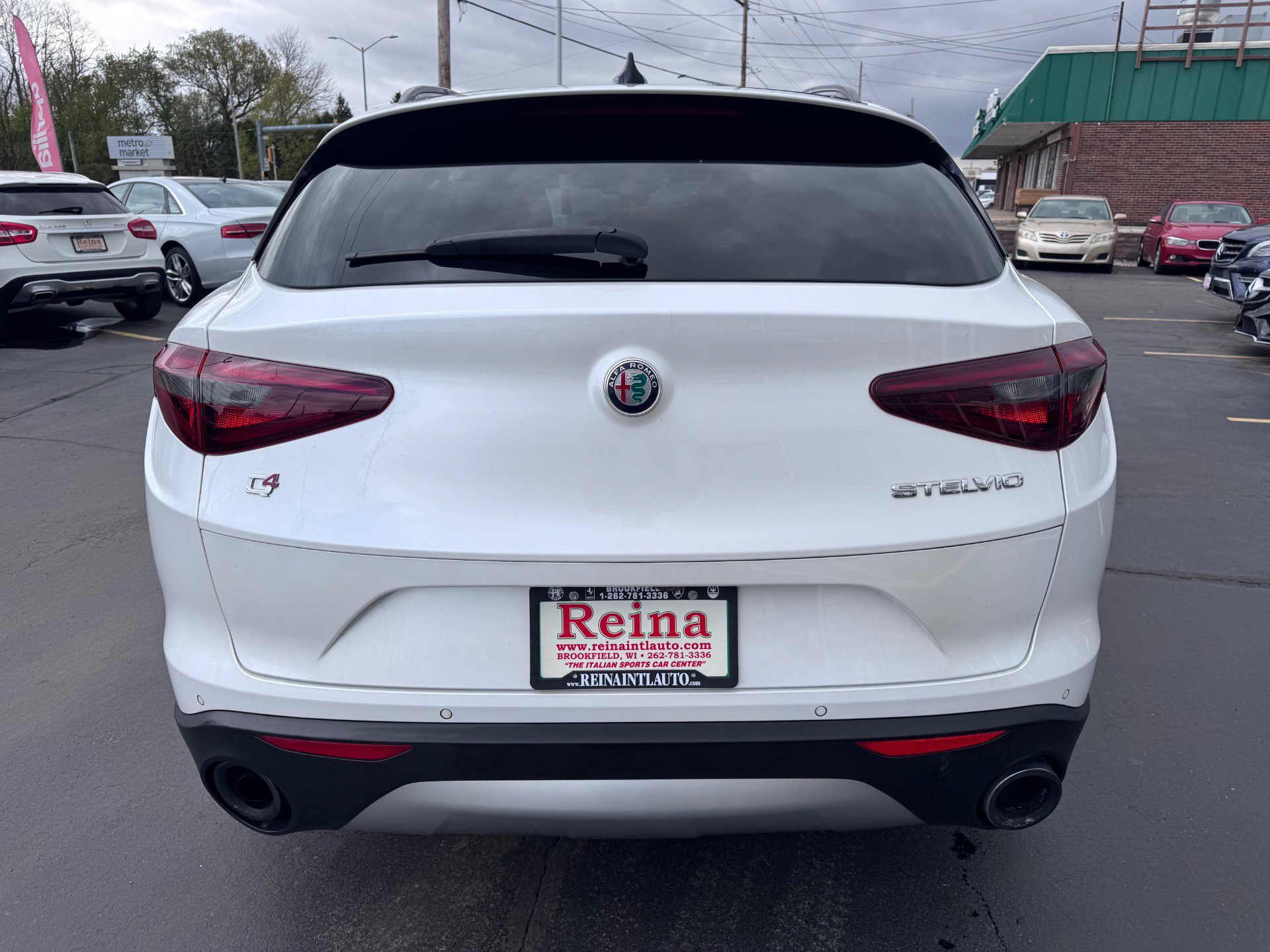 Used 2019 Alfa Romeo Stelvio Ti Sport w/ Quick Order Package 22S Sport AWD/4WD image 11