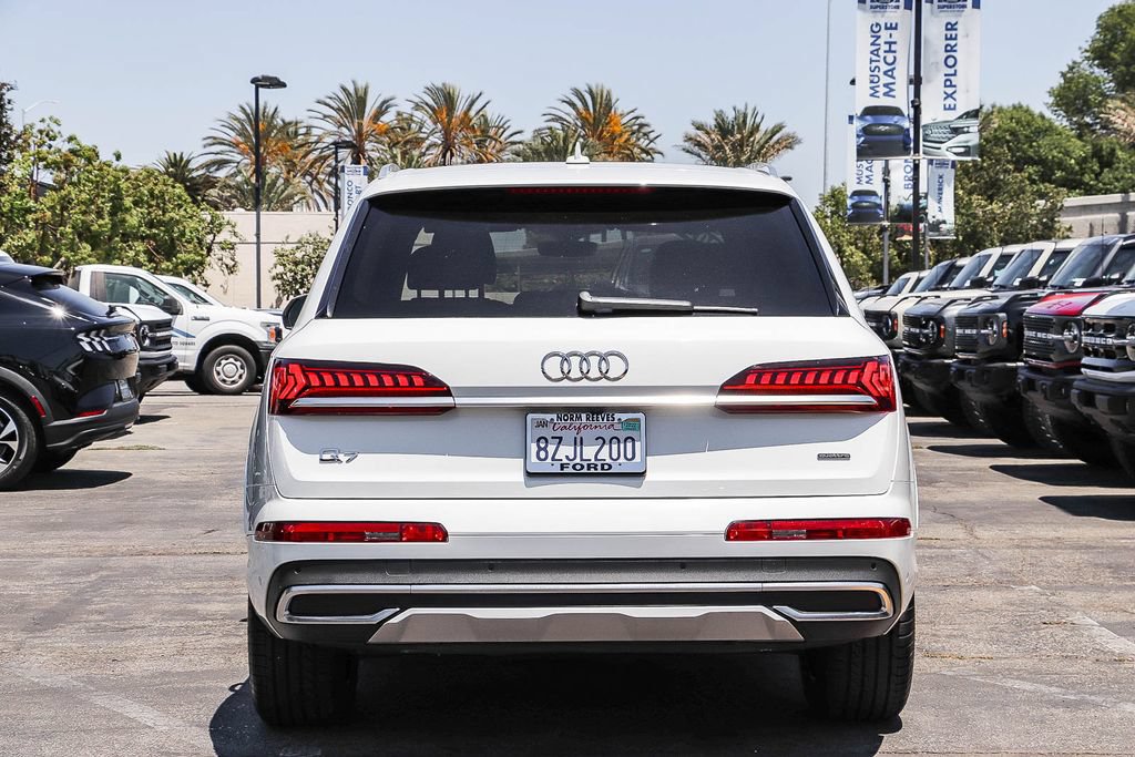 Used 2022 Audi Q7 2.0T Premium Plus w/ Premium Plus Package AWD/4WD image 8