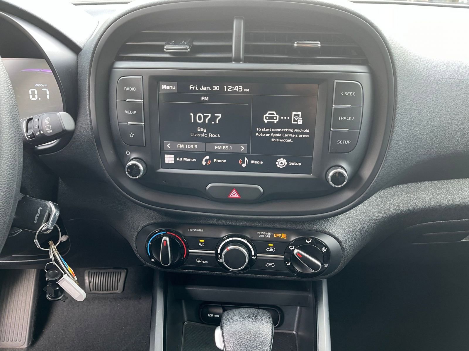 Used 2025 Kia Soul LX w/ LX Technology Package image 17