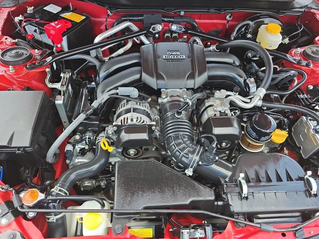 Used 2025 Toyota GR86 Premium RWD image 30