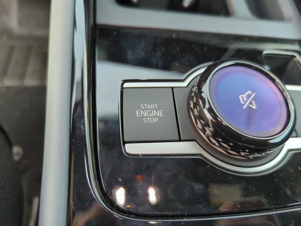 Used 2026 Volkswagen Tiguan SEL R-Line image 41