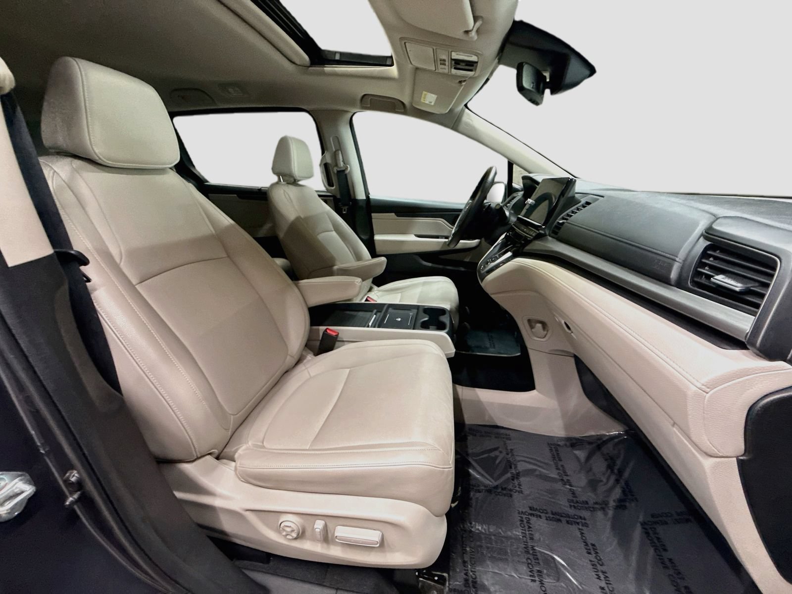 Used 2025 Honda Odyssey EX-L image 31