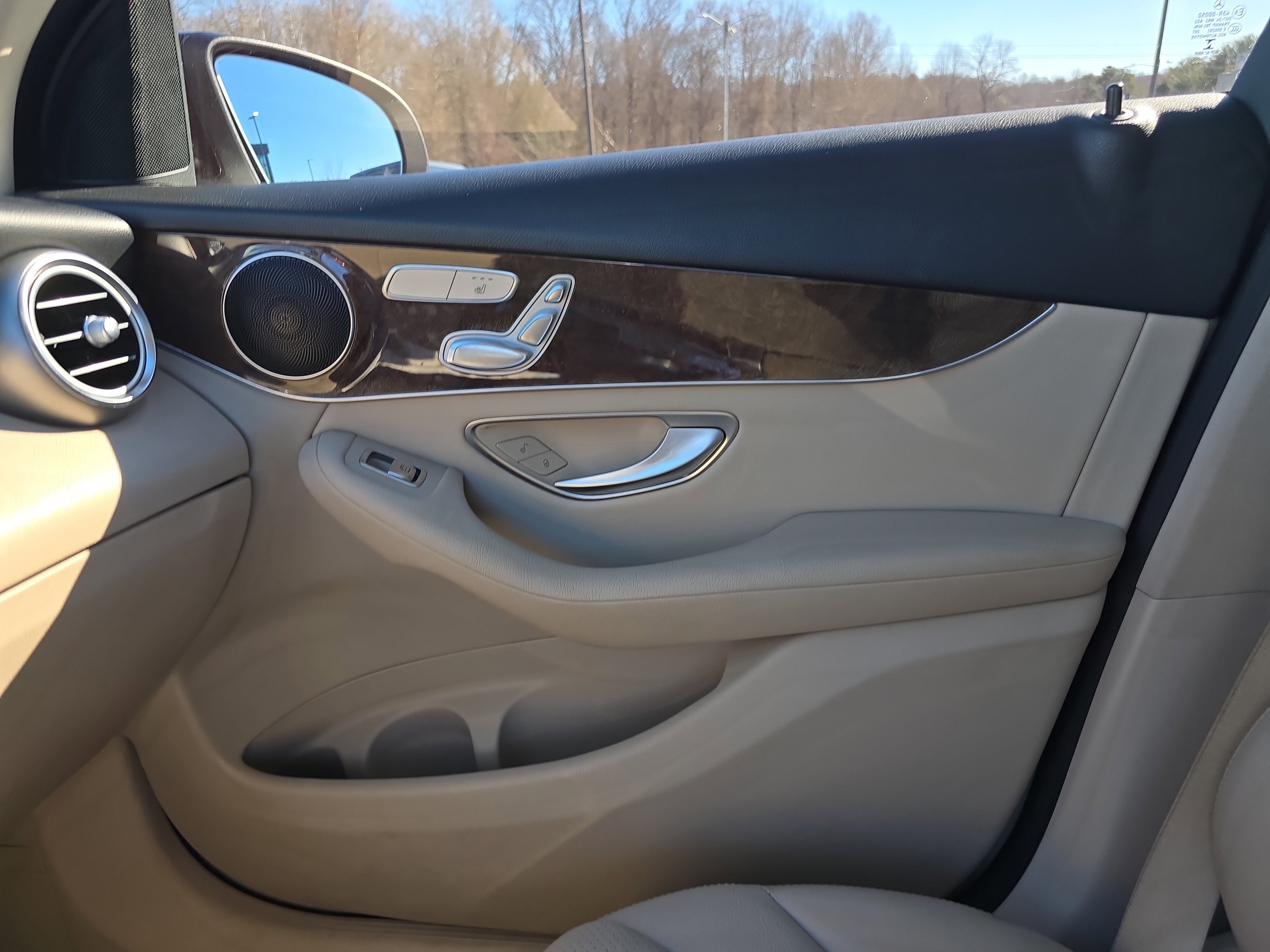 Used 2018 Mercedes-Benz GLC 300 image 26