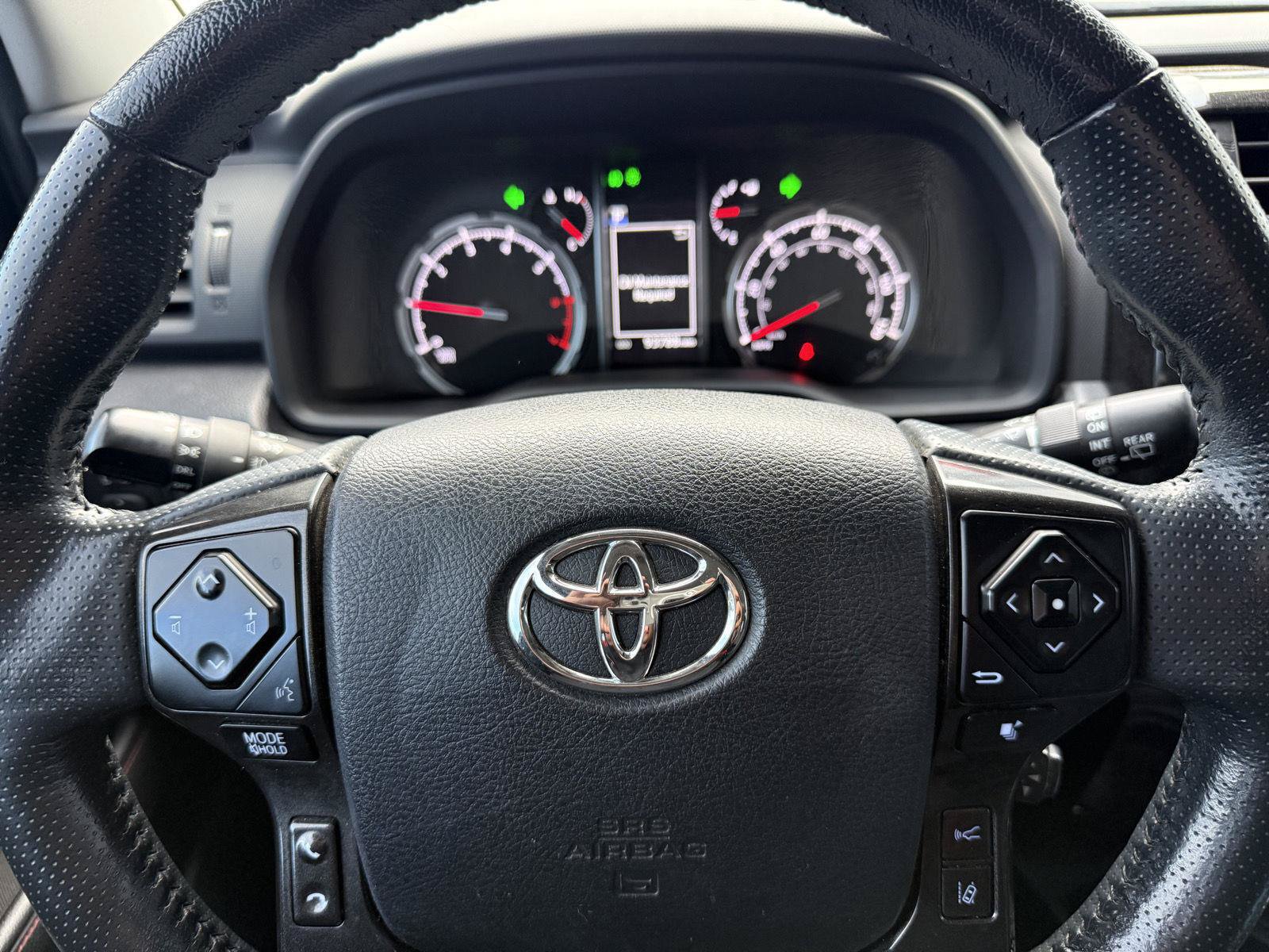Used 2024 Toyota 4Runner TRD Off-Road Premium w/ Off Road Premium Plus Package AWD/4WD image 17