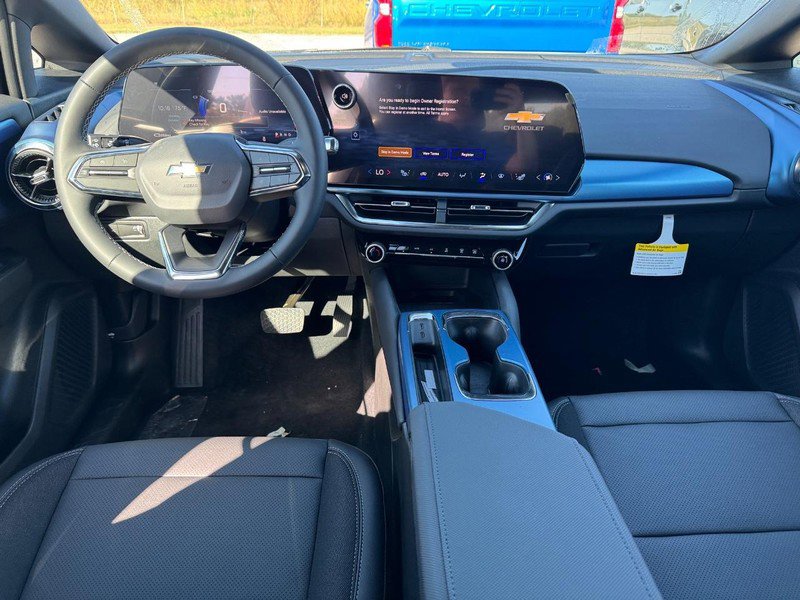 New 2026 Chevrolet Equinox EV LT FWD image 6