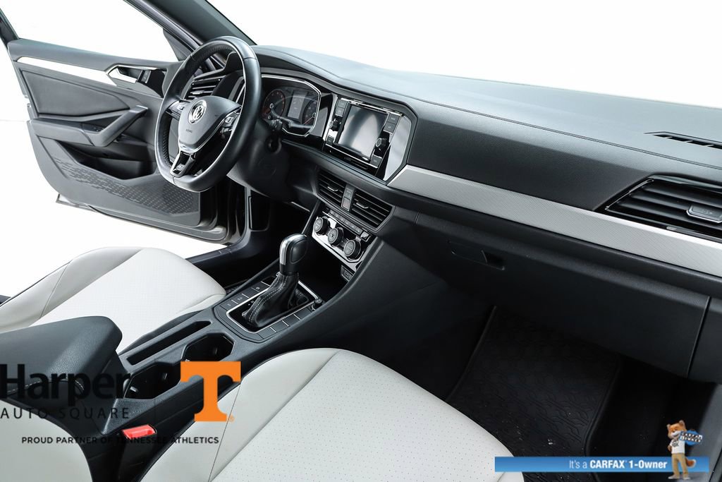 Used 2020 Volkswagen Jetta R-Line image 32