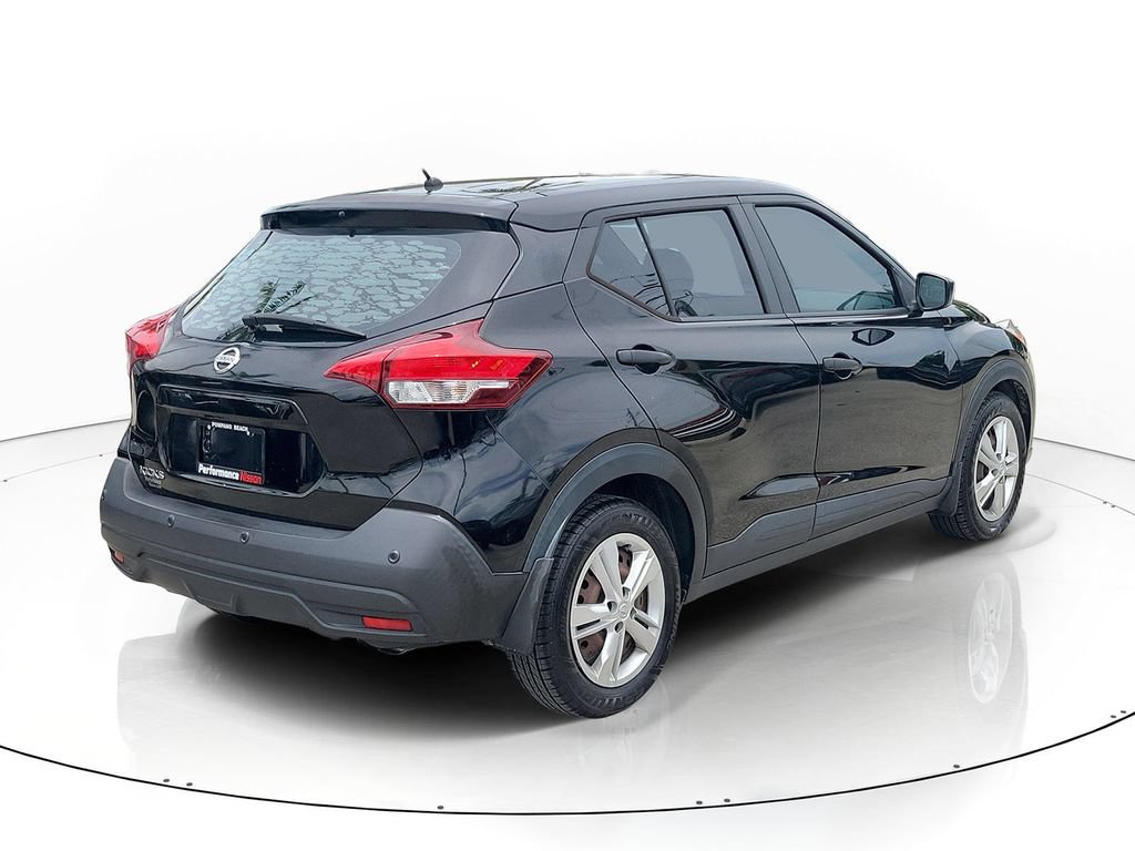Used 2020 Nissan Kicks S FWD image 4