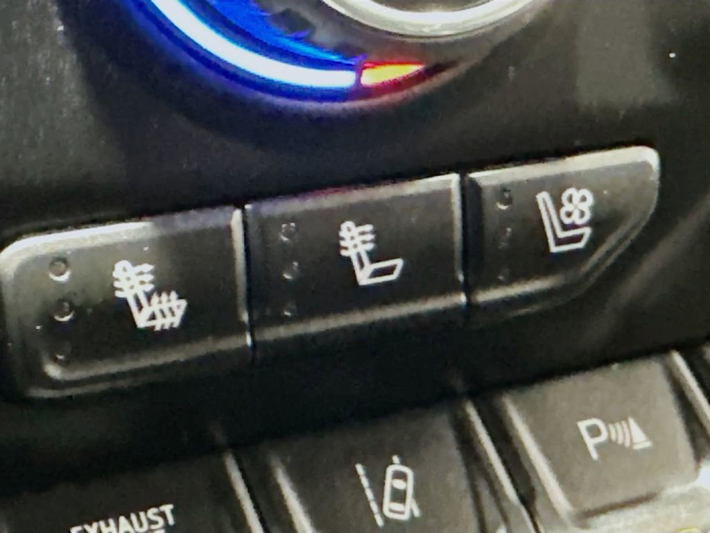 Used 2022 Chevrolet Silverado 3500 High Country w/ Safety Package II image 21