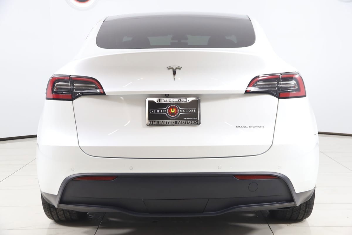 Used 2021 Tesla Model Y Long Range image 46