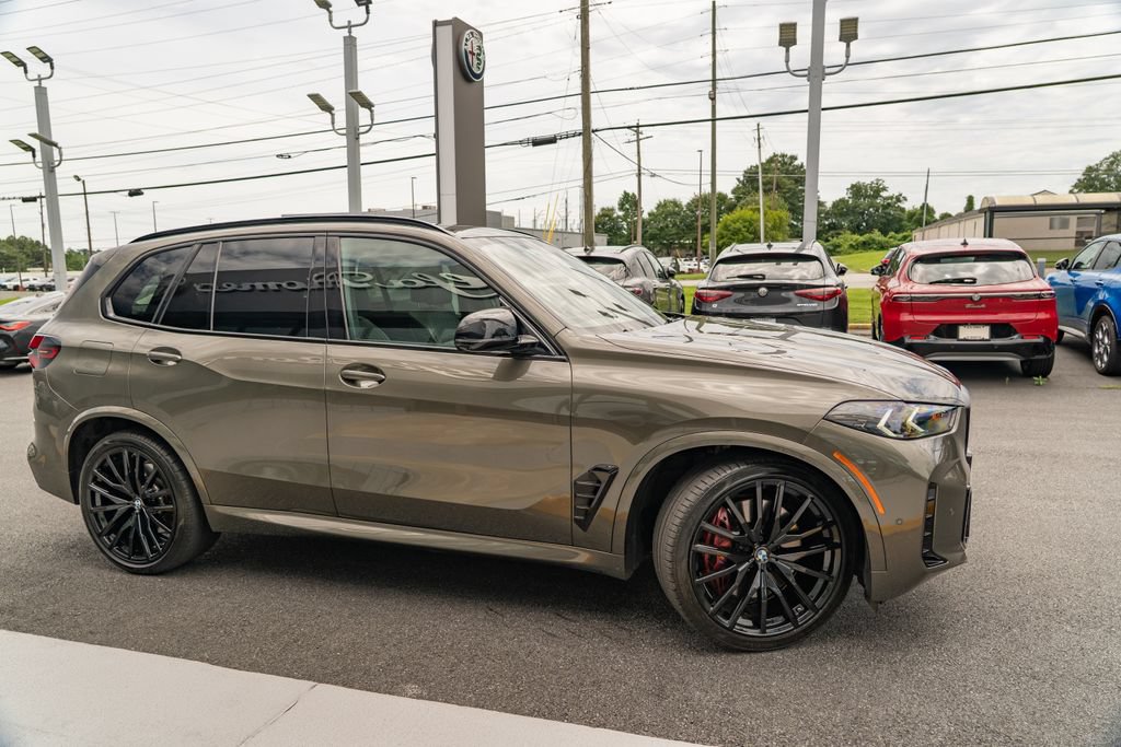 Used 2024 BMW X5 M60i AWD/4WD image 10