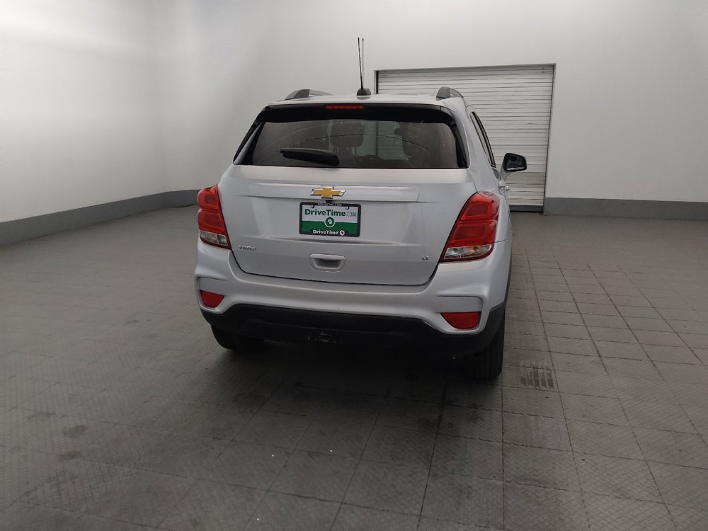 Used 2020 Chevrolet Trax LT FWD image 7