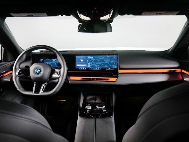 Used 2024 BMW i5 eDrive40i w/ M Sport Package RWD image 4