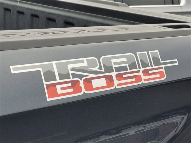 Used 2022 Chevrolet Silverado 1500 LT Trail Boss w/ Safety Package image 6