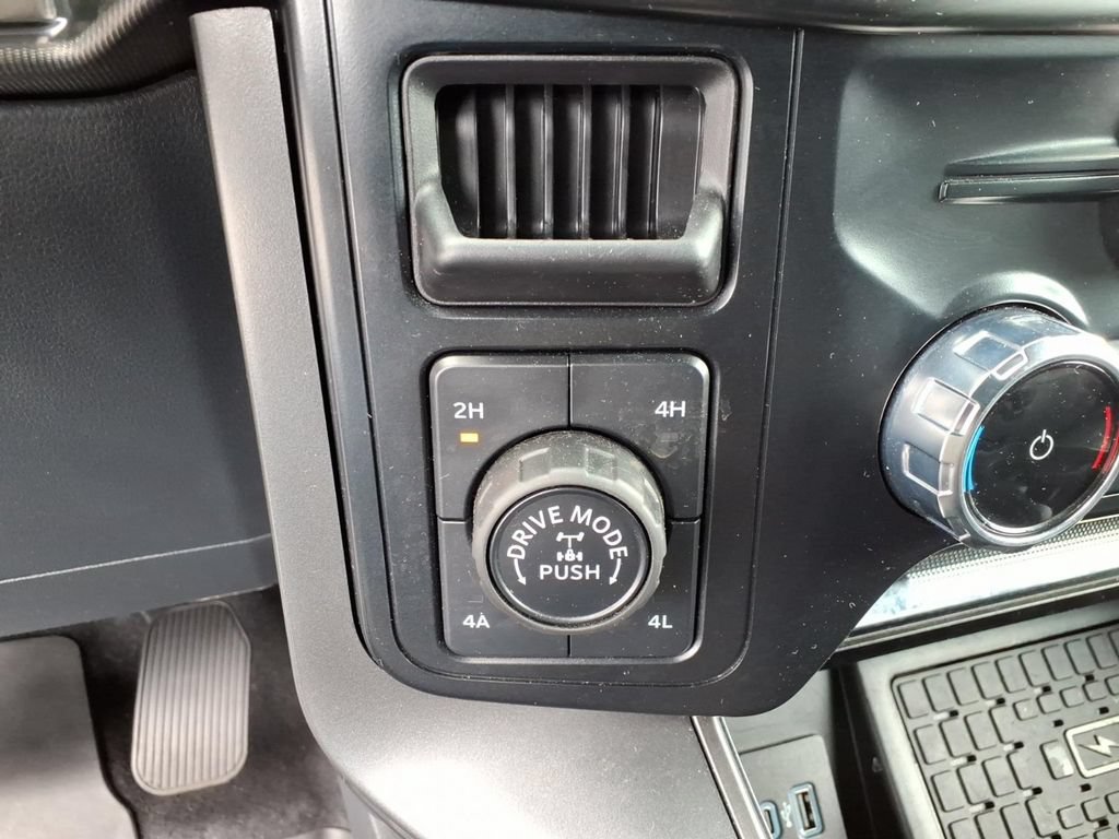 Used 2024 Ford F150 Lariat w/ Equipment Group 502A High AWD/4WD image 29