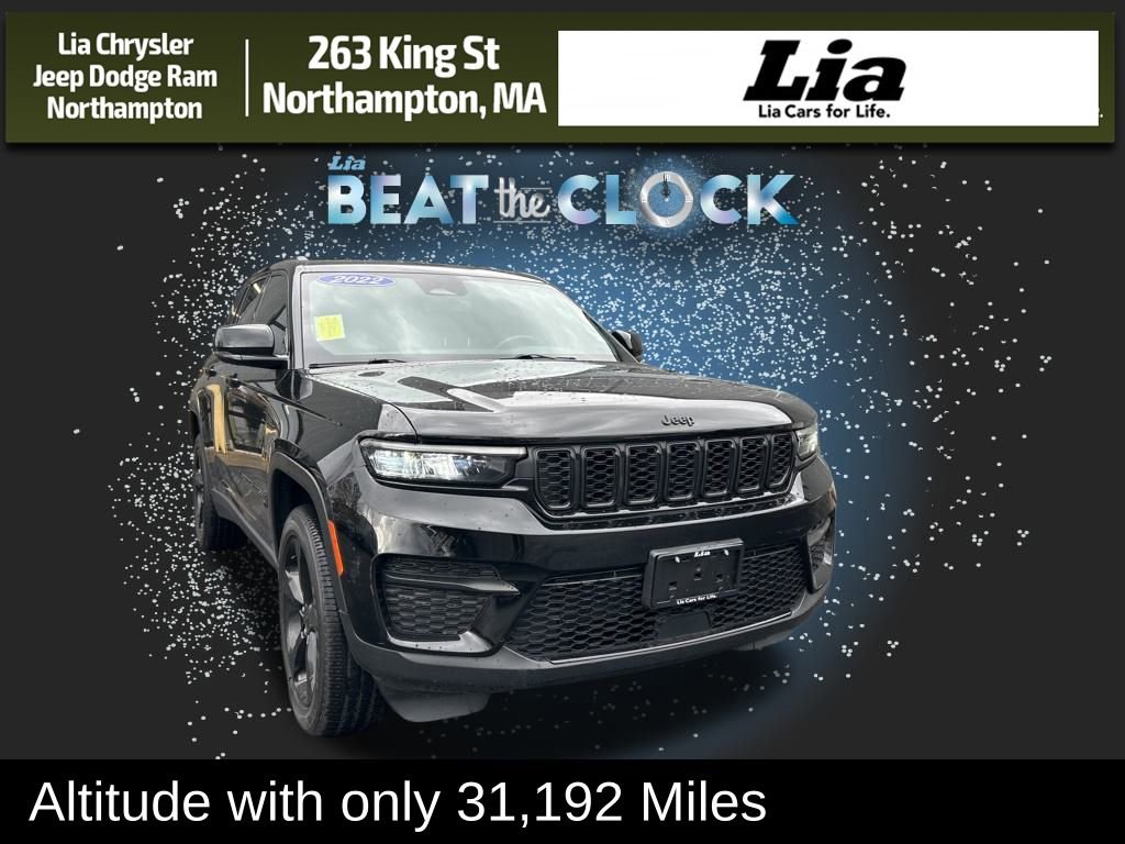 Used 2022 Jeep Grand Cherokee Altitude