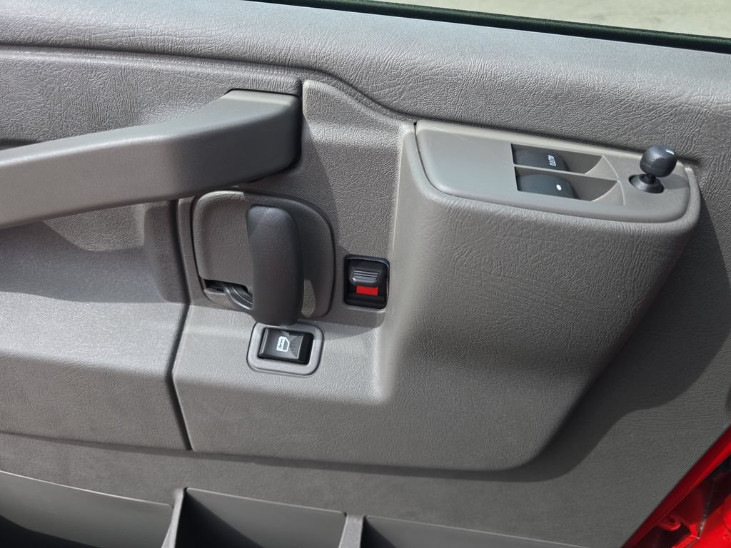 New 2026 GMC Savana 2500 w/ Driver Convenience Package RWD image 28