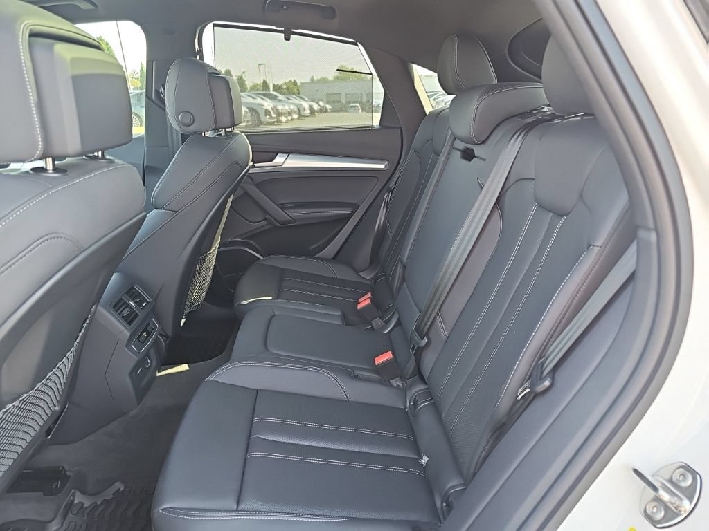 Used 2024 Audi Q5 2.0T Premium Plus AWD/4WD image 12