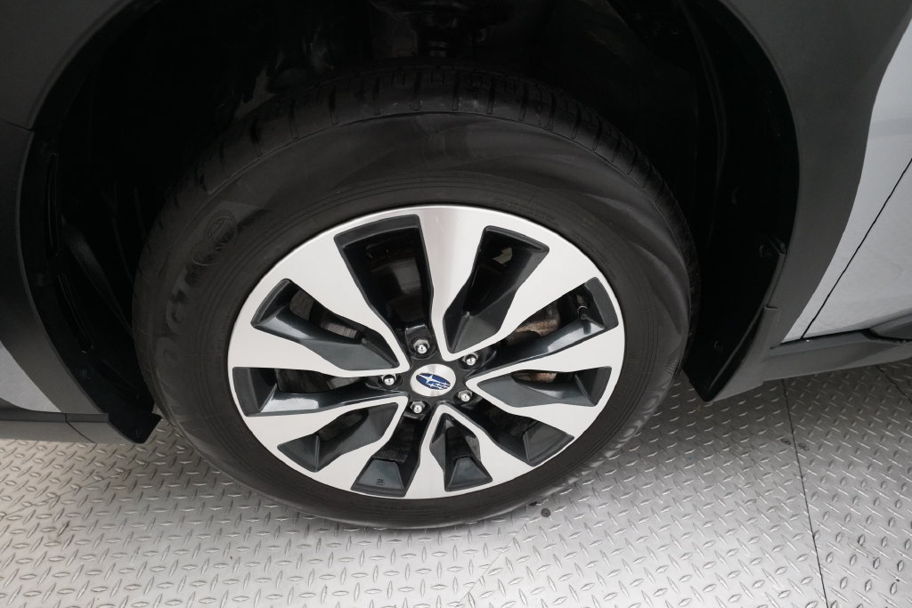 Certified 2025 Subaru Outback Limited AWD/4WD image 26