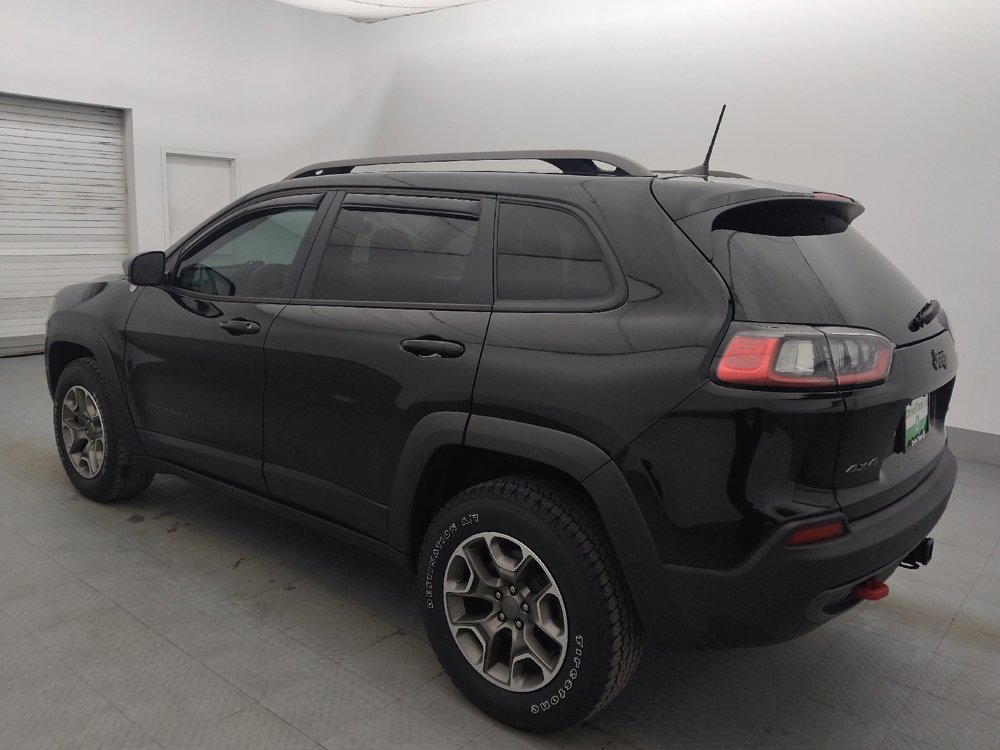 Used 2020 Jeep Cherokee Trailhawk w/ Cold Weather Group AWD/4WD image 3