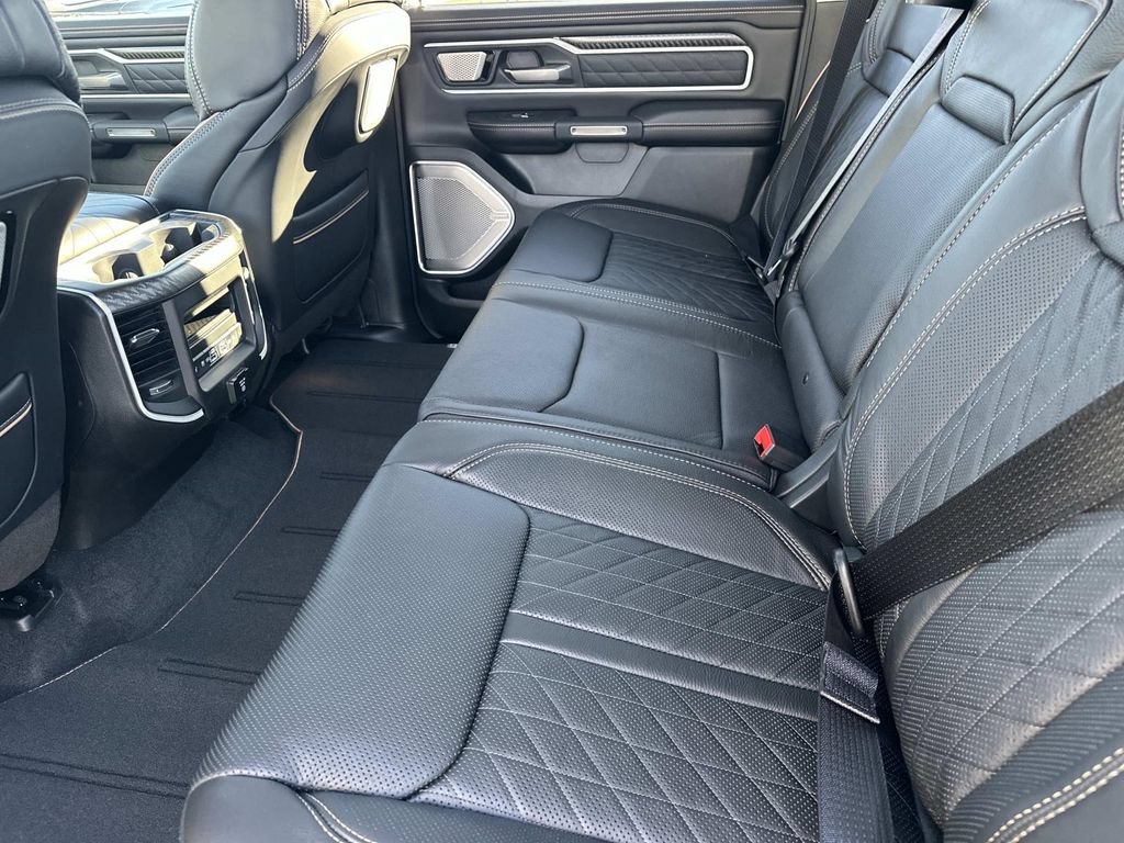 New 2026 RAM 1500 Tungsten w/ Trailer Tow Group AWD/4WD image 17