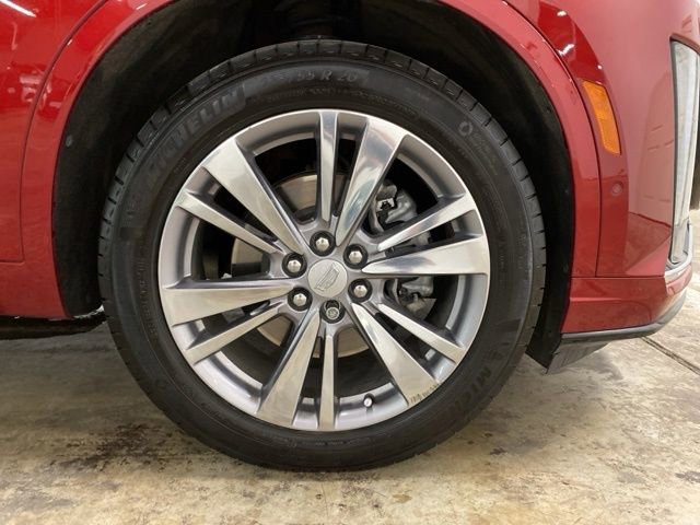 Used 2023 Cadillac XT6 Premium Luxury w/ Technology Package AWD/4WD image 29