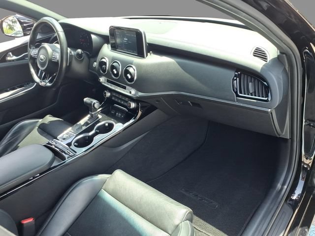 Used 2020 Kia Stinger GT-Line RWD image 12
