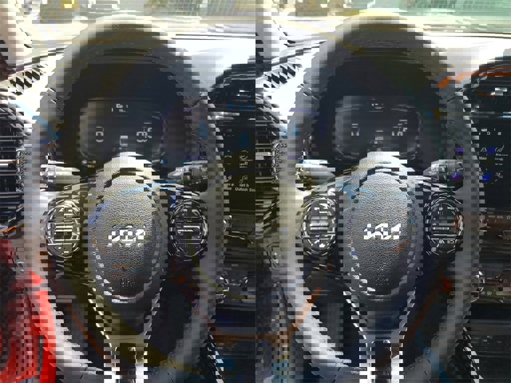 New 2025 Kia Soul EX image 10