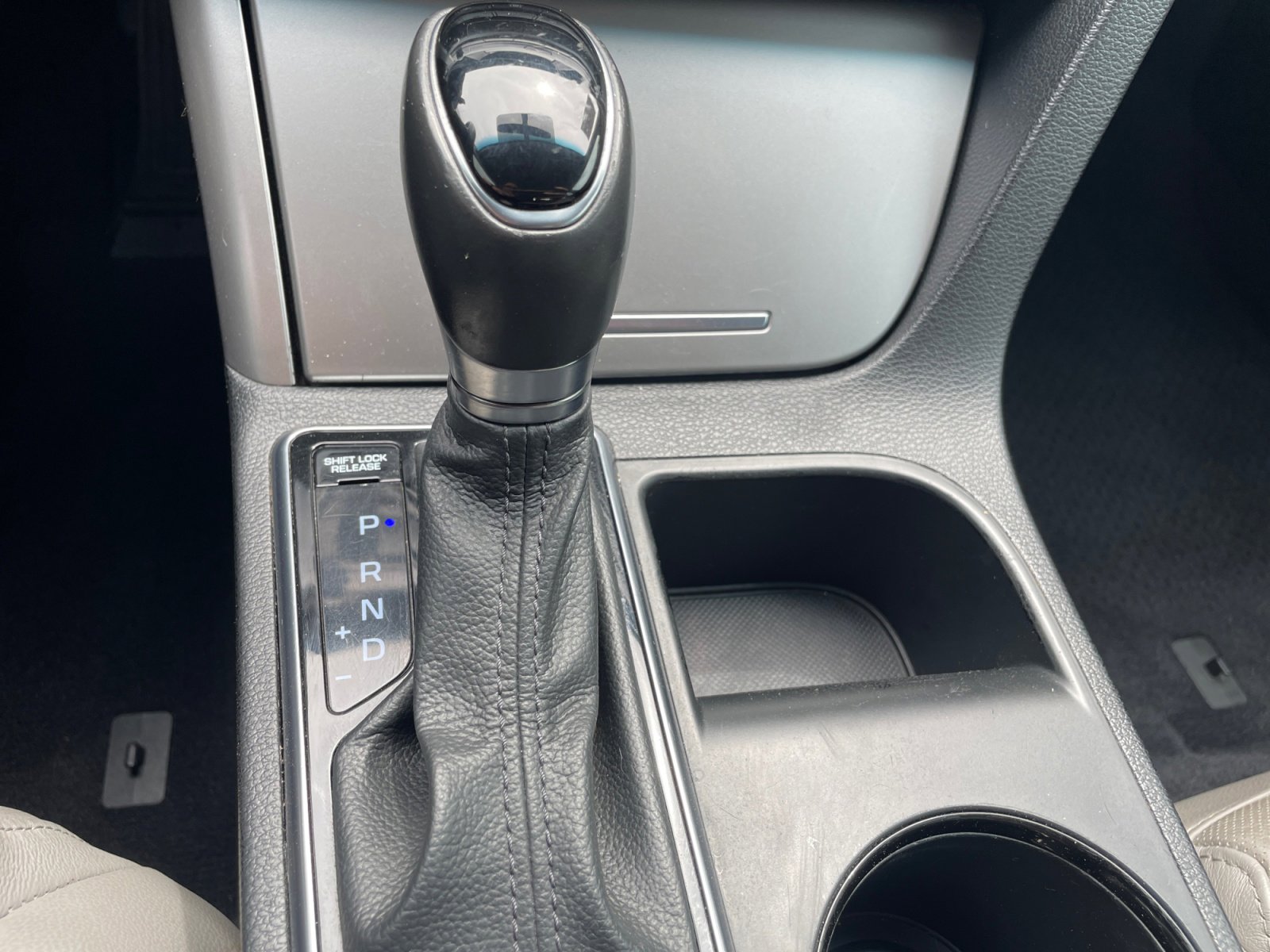 Used 2016 Hyundai Sonata Limited image 26