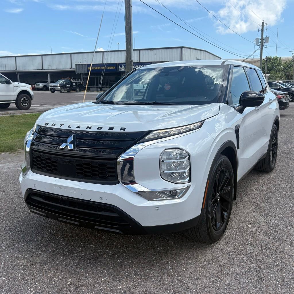 Used 2022 Mitsubishi Outlander SE FWD image 7