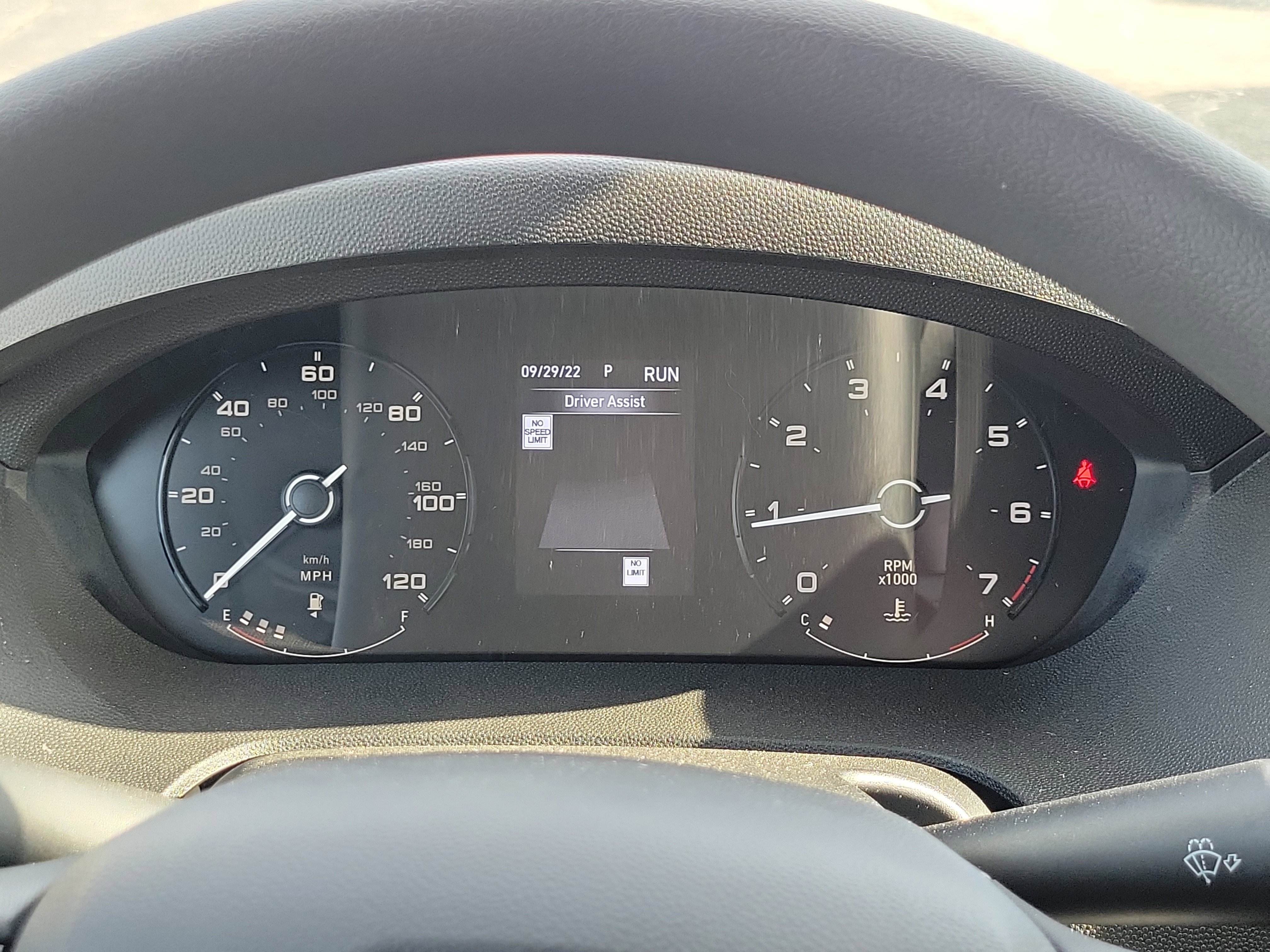 Used 2025 RAM ProMaster 1500 w/ Convenience Group image 9