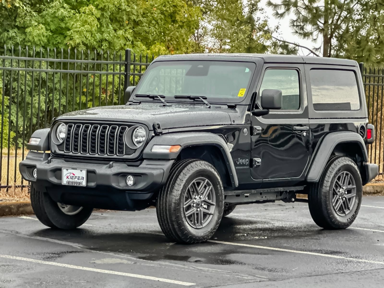 Used 2026 Jeep Wrangler Sport AWD/4WD image 7