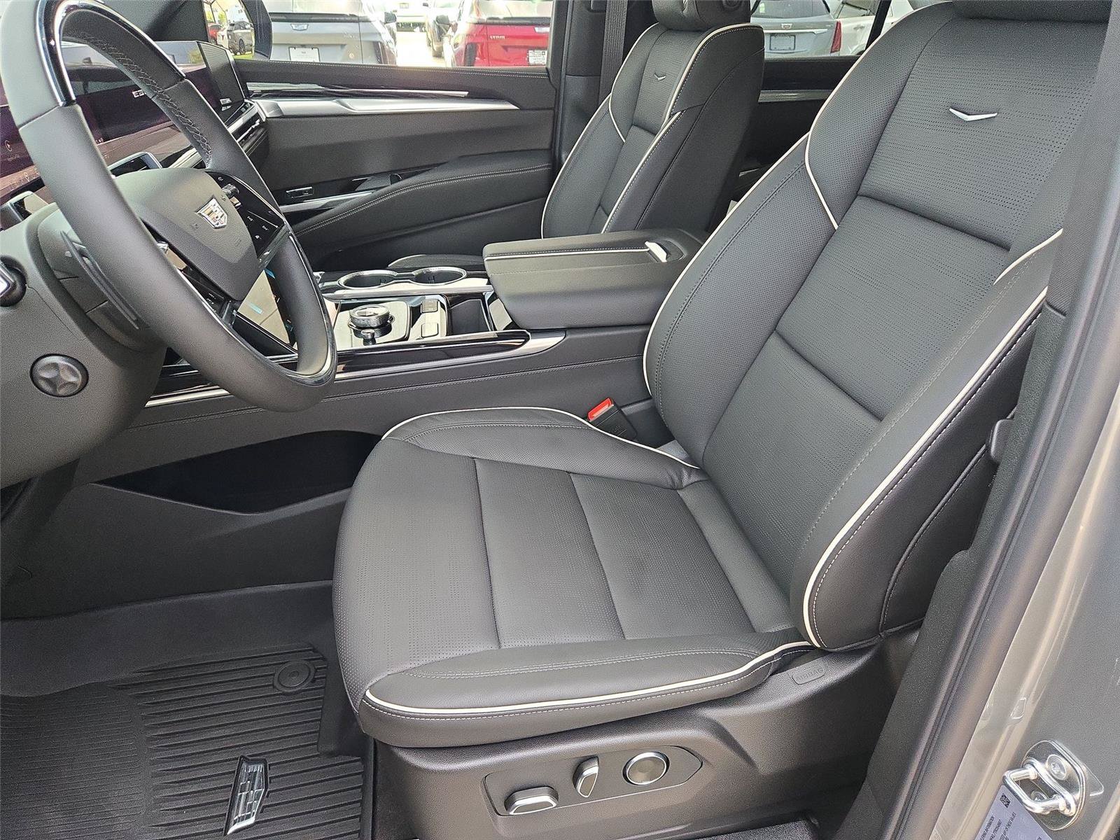 New 2026 Cadillac Escalade Sport w/ Touring Package AWD/4WD image 28