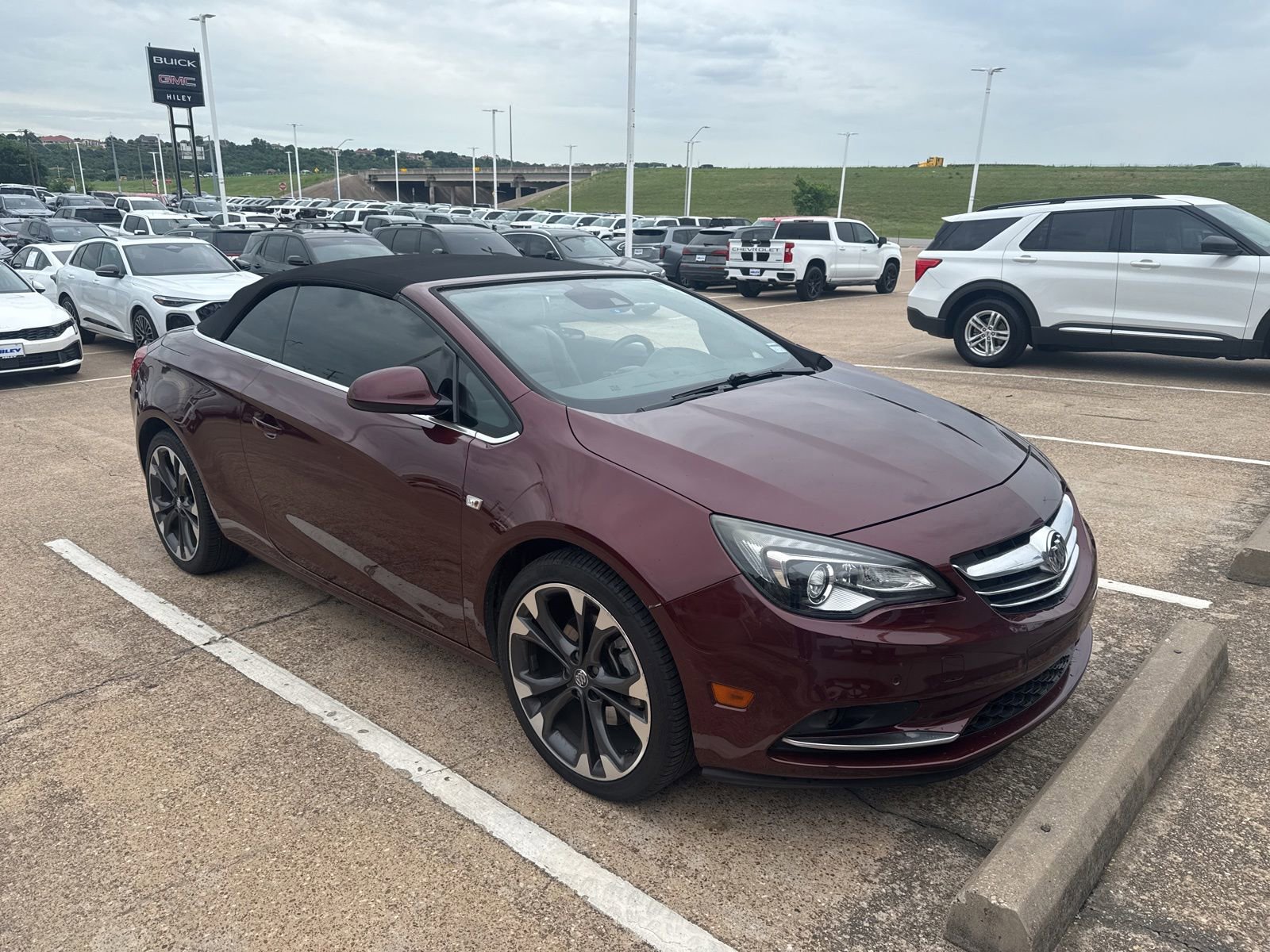 Used 2019 Buick Cascada Premium FWD image 3