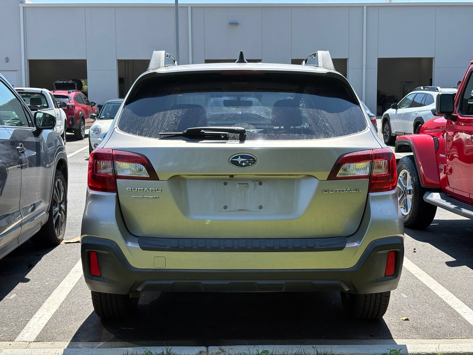 Used 2019 Subaru Outback 2.5i Premium AWD/4WD image 5