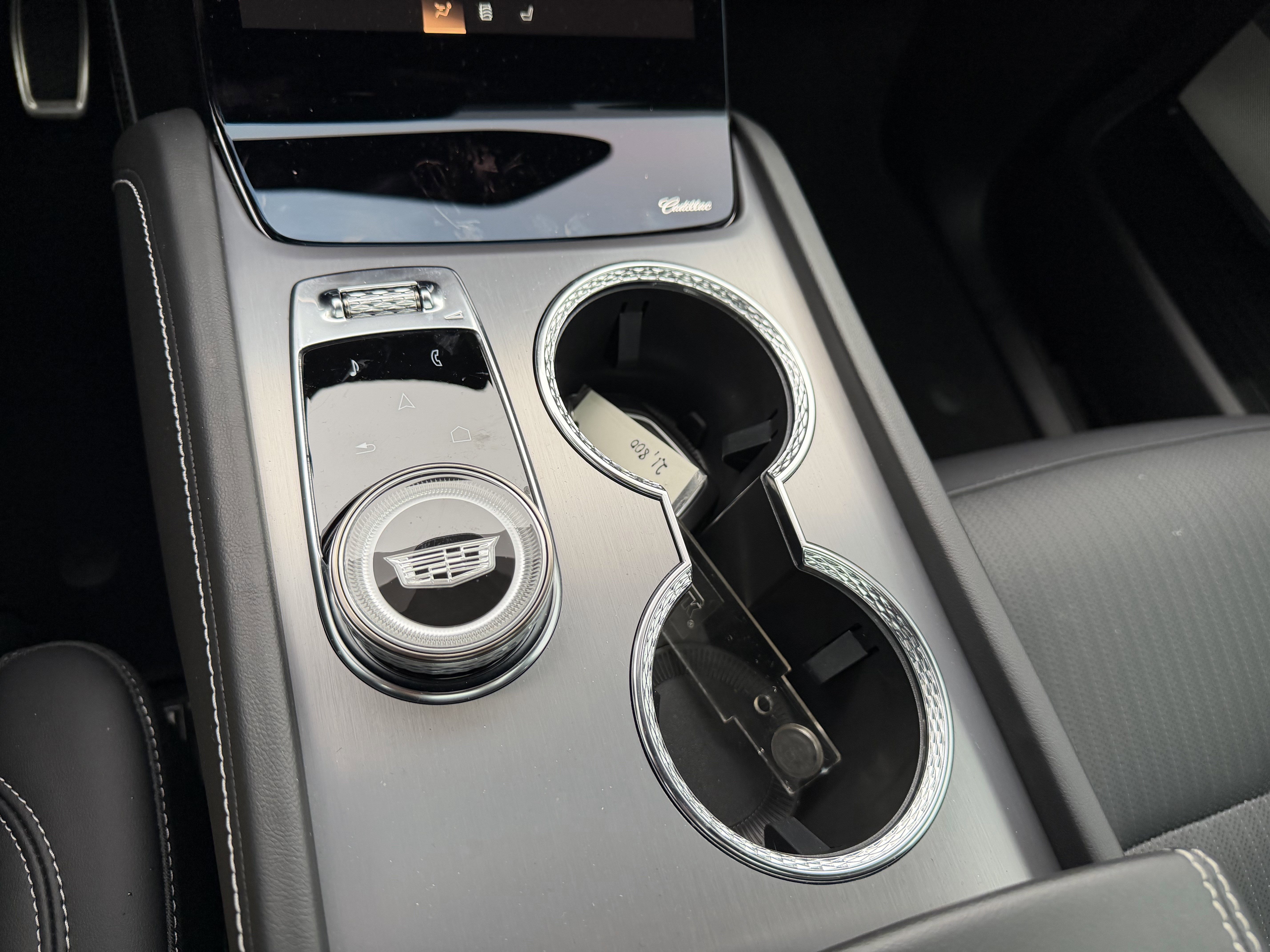 Used 2026 Cadillac Vistiq Luxury image 24