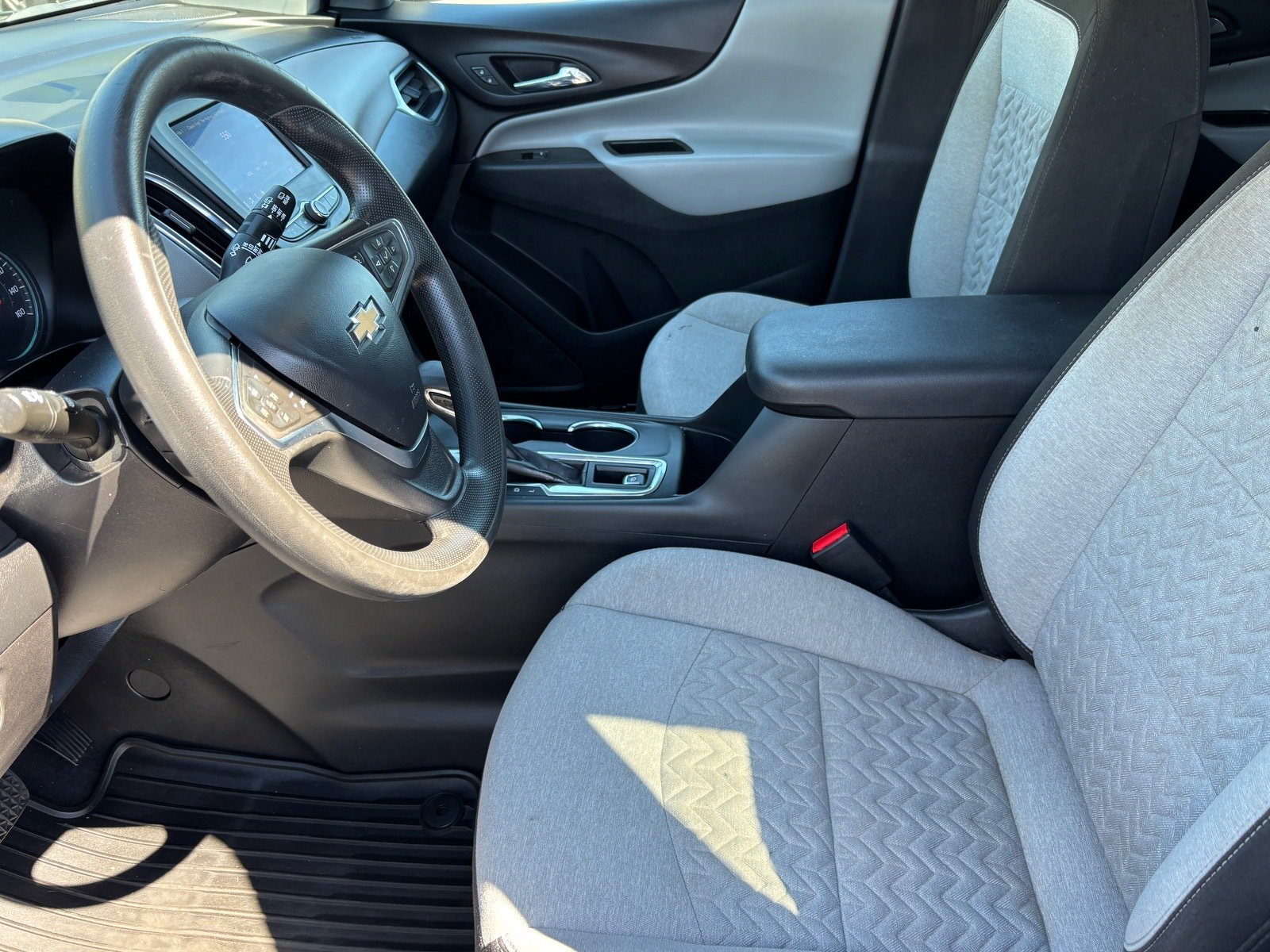 Used 2023 Chevrolet Equinox LS w/ LS Convenience Package FWD image 21