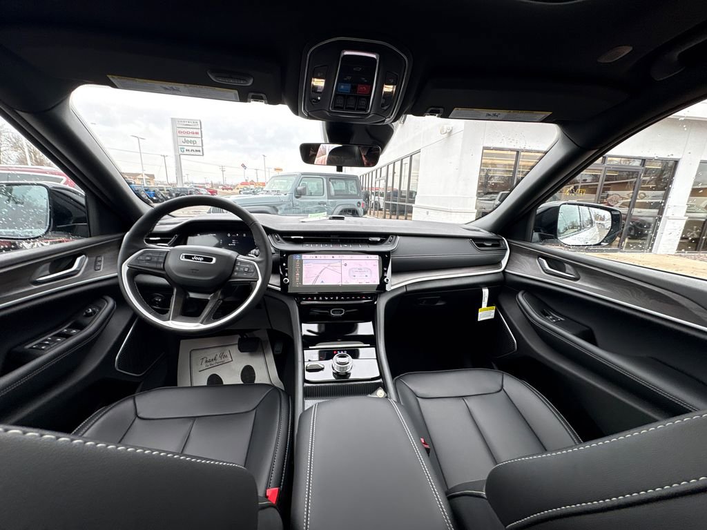 New 2026 Jeep Grand Cherokee L Limited image 12